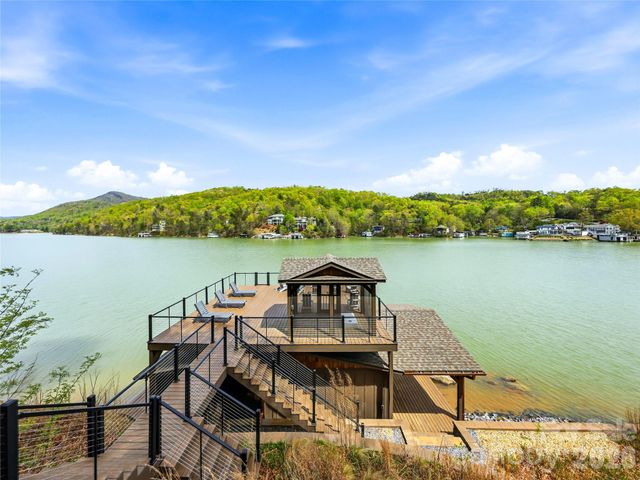 402 Holmstead Drive, Lake Lure, NC 28746
