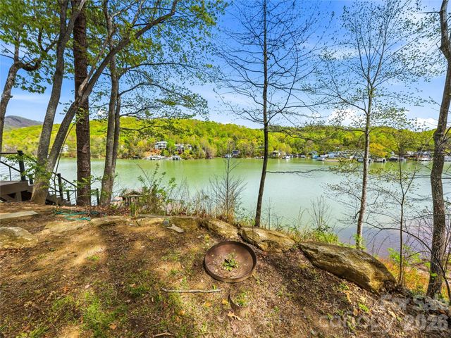402 Holmstead Drive, Lake Lure, NC 28746