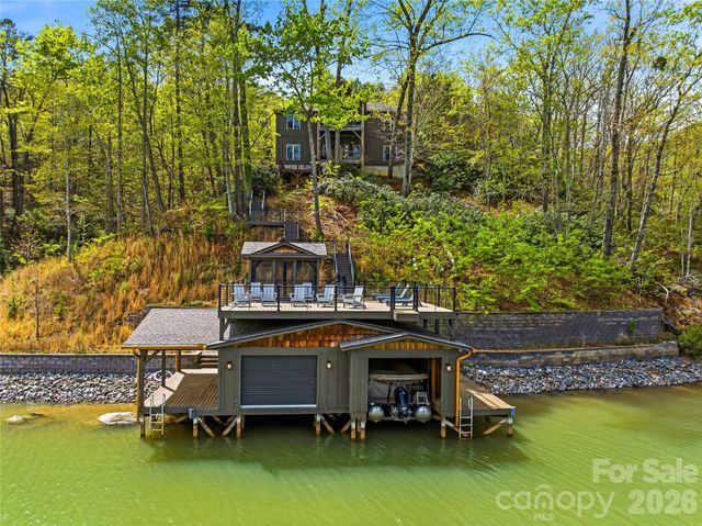 402 Holmstead Drive, Lake Lure, NC 28746