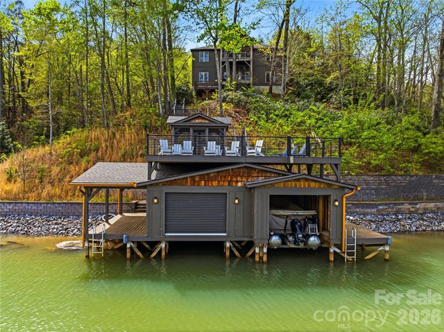 402 Holmstead Drive, Lake Lure, NC 28746