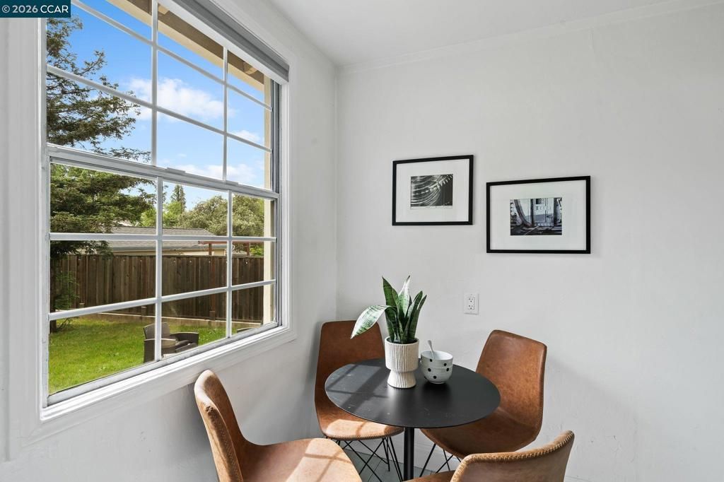 Image 13 of property listing at 218 Hillcrest Ave., Benicia, CA 94510