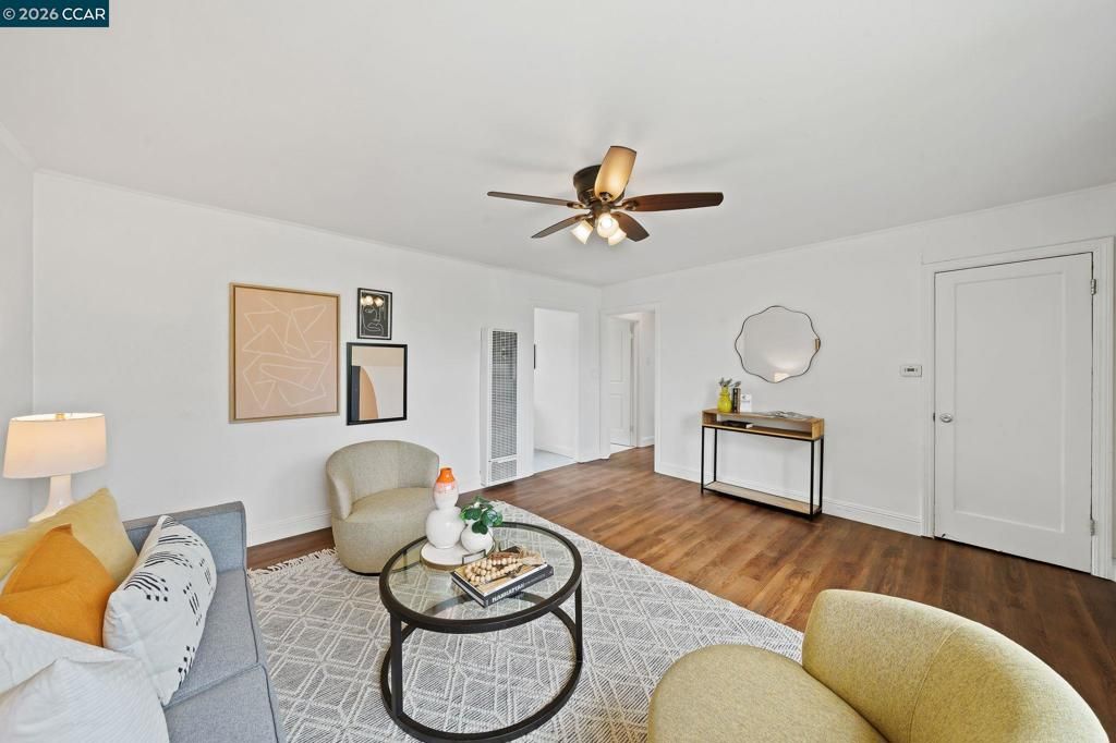 Image 4 of property listing at 218 Hillcrest Ave., Benicia, CA 94510