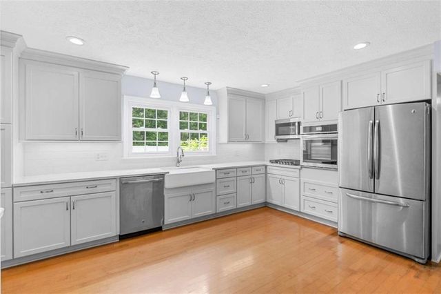 117 Treeside Drive NW, Rome, GA 30165