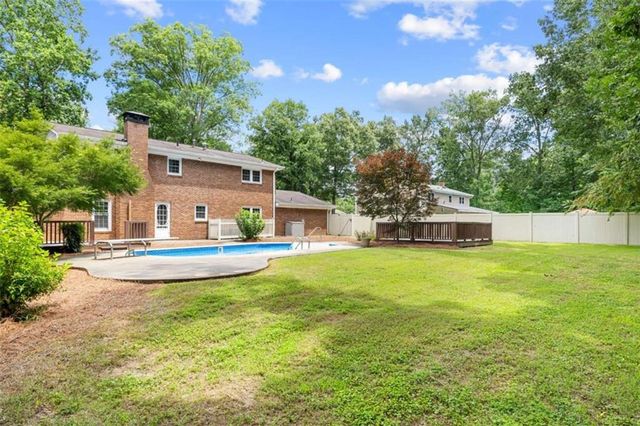 117 Treeside Drive NW, Rome, GA 30165