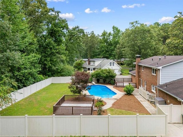 117 Treeside Drive NW, Rome, GA 30165