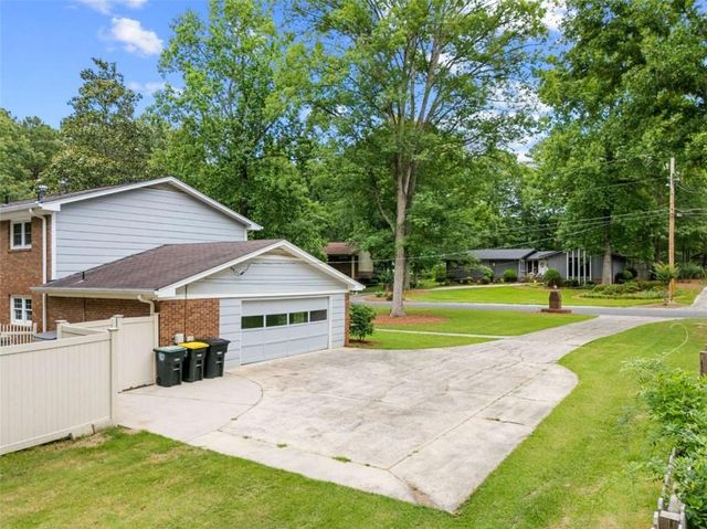117 Treeside Drive NW, Rome, GA 30165