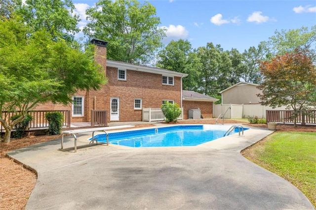 117 Treeside Drive NW, Rome, GA 30165