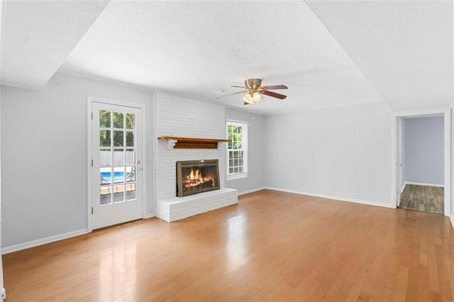 117 Treeside Drive NW, Rome, GA 30165