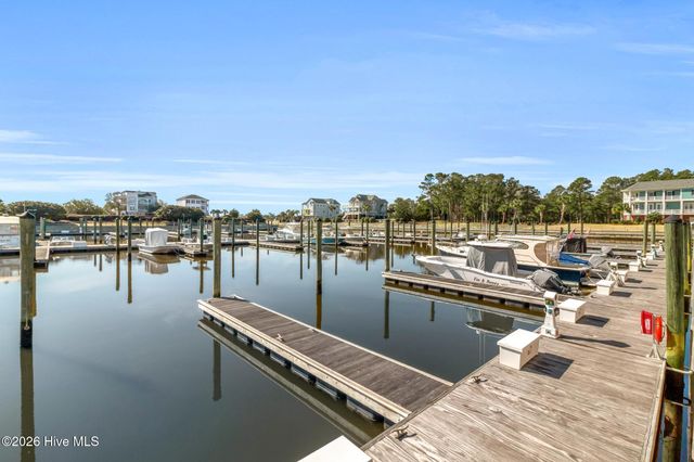 664 Augustine Avenue SW, Supply, NC 28462