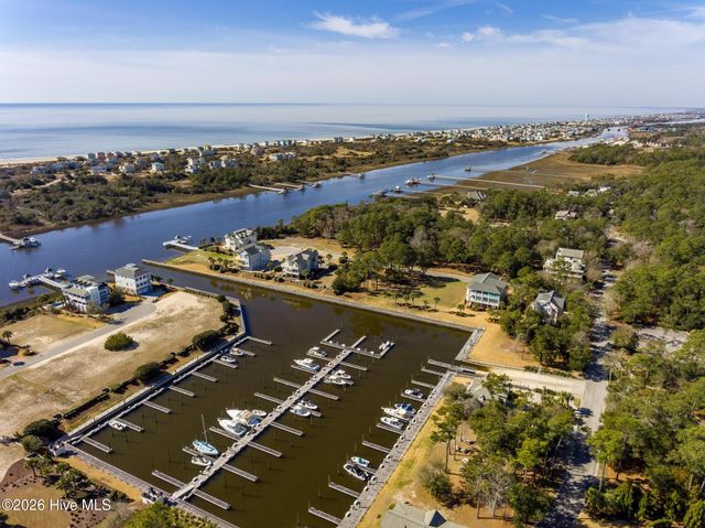 664 Augustine Avenue SW, Supply, NC 28462