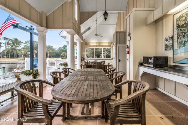 664 Augustine Avenue SW, Supply, NC 28462