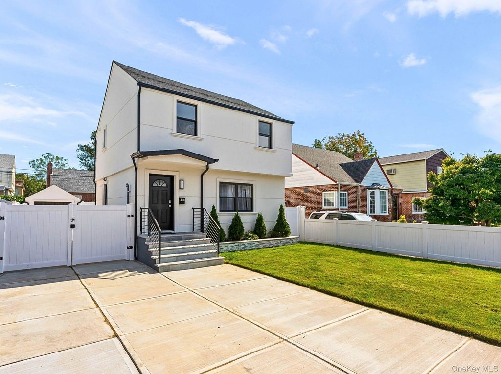 65-15 183rd Street, Fresh Meadows, NY 11365 — photo 2