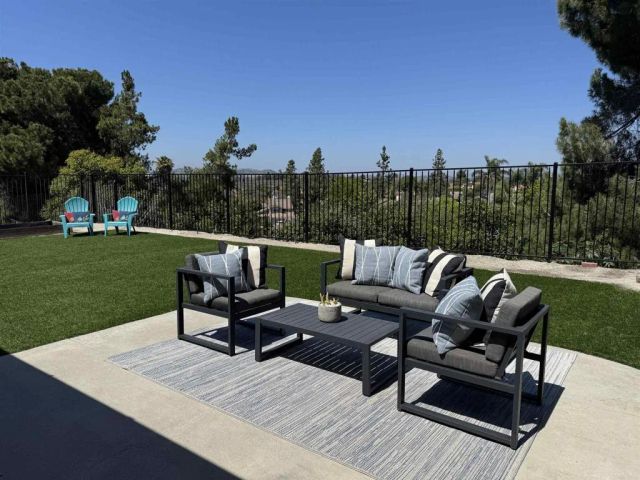 5253 Champlain Street, Oceanside, CA 92056