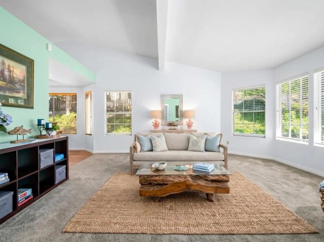5253 Champlain Street, Oceanside, CA 92056