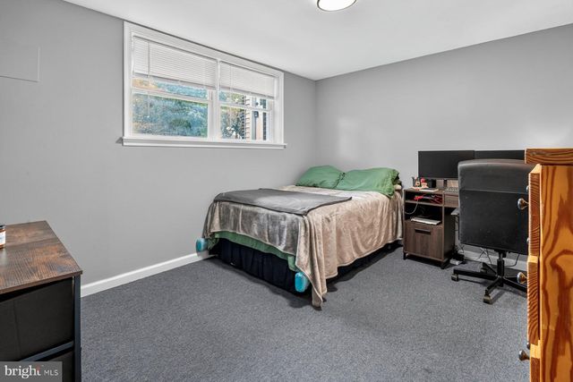 4200 WOLF CT, Hampstead, MD 21074
