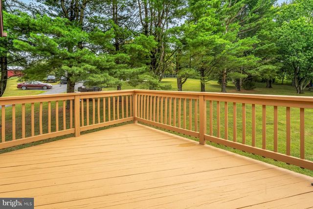 4200 WOLF CT, Hampstead, MD 21074