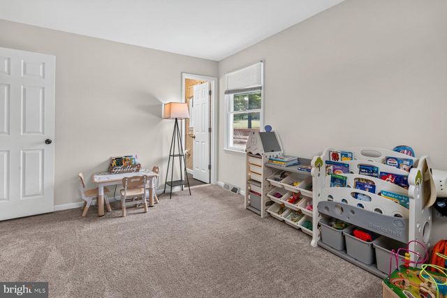 4200 WOLF CT, Hampstead, MD 21074