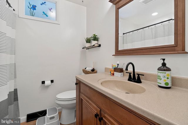 4200 WOLF CT, Hampstead, MD 21074