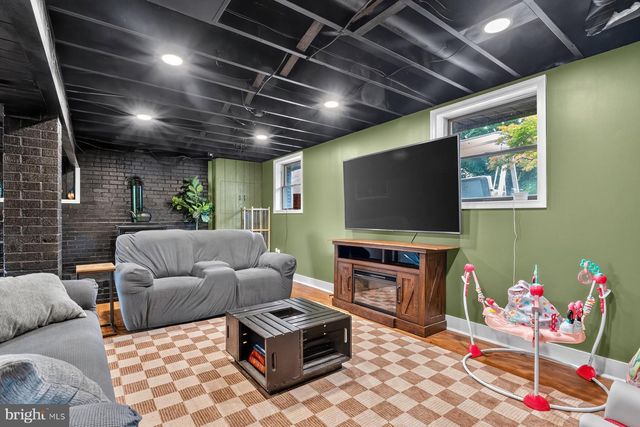 4200 WOLF CT, Hampstead, MD 21074