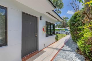 620 SW 6th Avenue, Miami, FL 33130