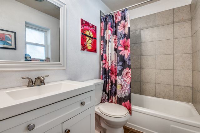 808 Katherine Court, Cedar Hill, TX 75104