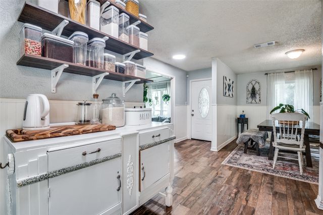 808 Katherine Court, Cedar Hill, TX 75104