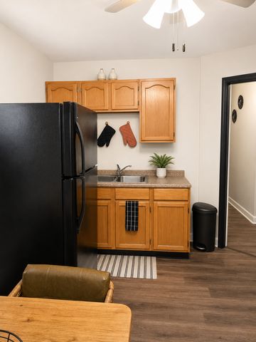 9823 S Drexel Avenue, Chicago, IL 60628