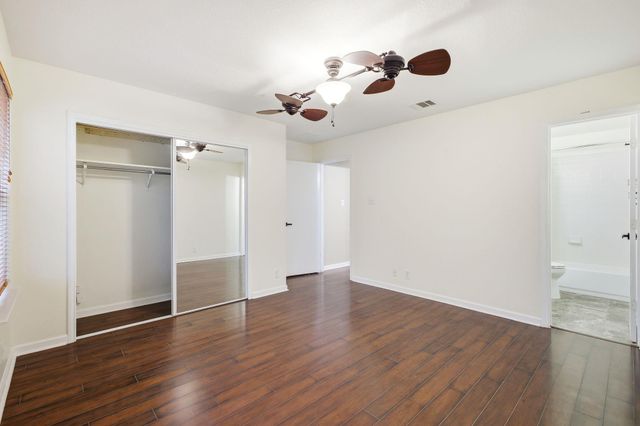 152 Karrie DR, Kyle, TX 78640