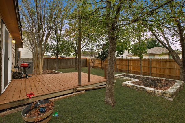 152 Karrie DR, Kyle, TX 78640