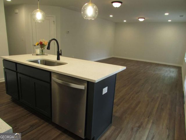 2367 Summit Avenue NW, Atlanta, GA 30318