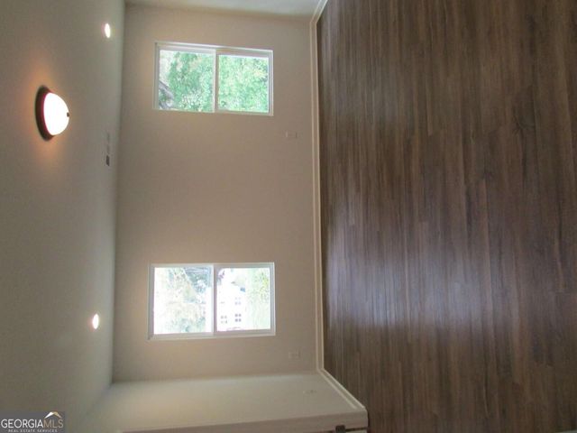 2367 Summit Avenue NW, Atlanta, GA 30318