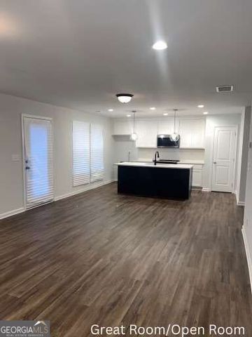 2367 Summit Avenue NW, Atlanta, GA 30318