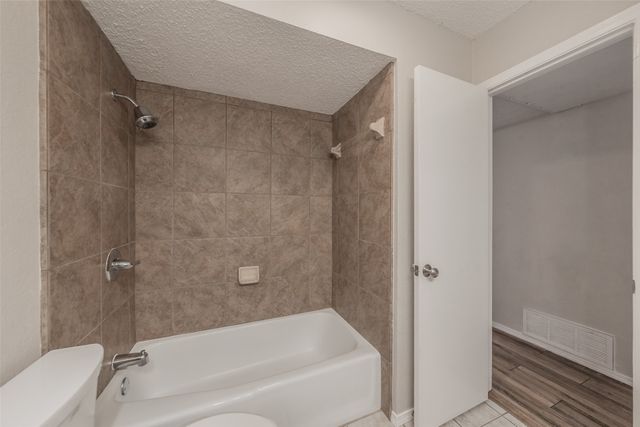 5105 French Wood Drive, Arlington, TX 76016