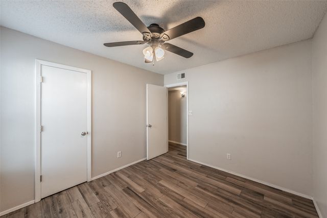 5105 French Wood Drive, Arlington, TX 76016