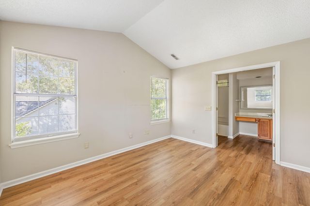 8498 William Moultrie Drive, North Charleston, SC 29420