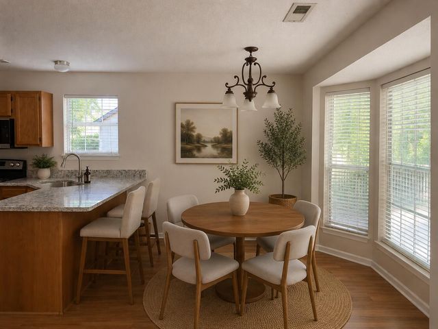 8498 William Moultrie Drive, North Charleston, SC 29420