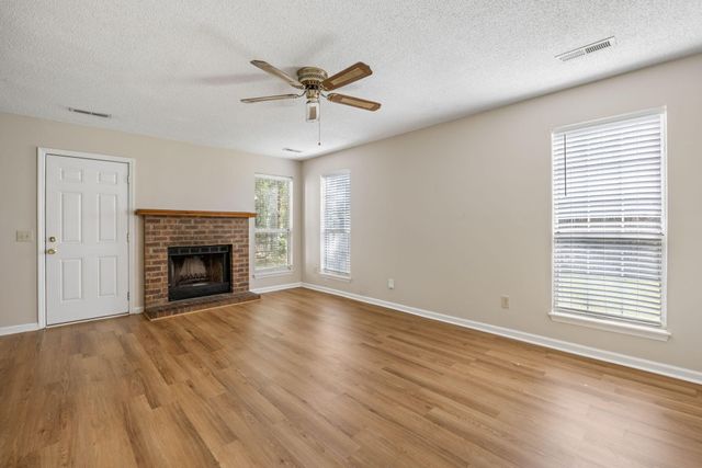 8498 William Moultrie Drive, North Charleston, SC 29420
