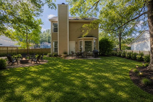 8498 William Moultrie Drive, North Charleston, SC 29420
