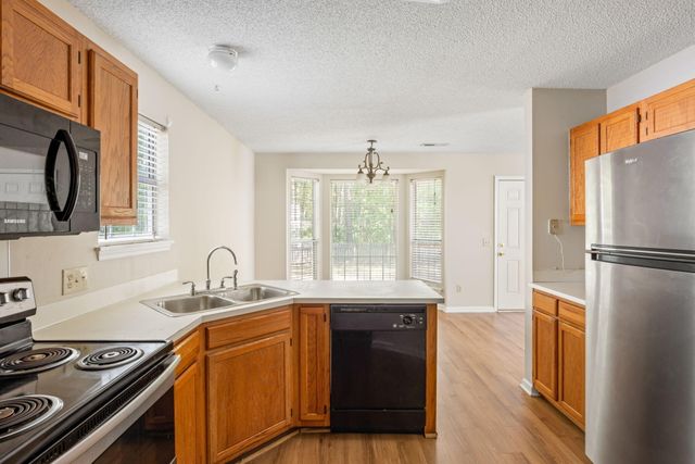 8498 William Moultrie Drive, North Charleston, SC 29420