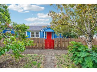 1760 C St, Salem, OR 97301