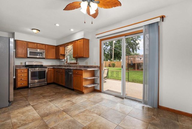 1821 S Marion Avenue, Janesville, WI 53546