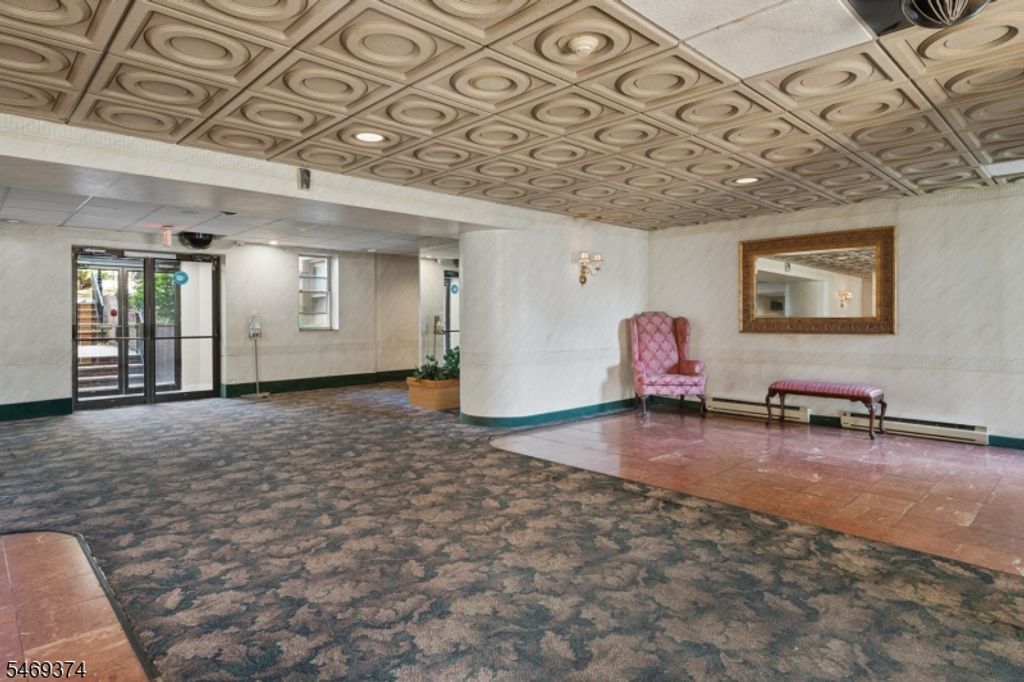 19 Lyons Ave 610, Newark City, NJ 07112 — photo 2