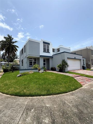 0 GAVIOTAS, Toa Baja, PR 00949