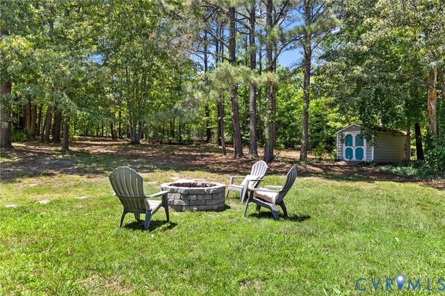 2128 Oakhampton Pl, Henrico, VA 23233