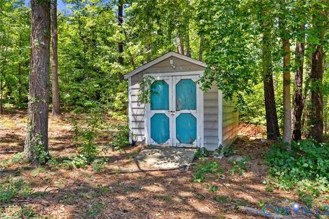 2128 Oakhampton Pl, Henrico, VA 23233