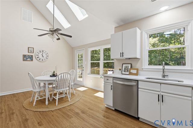 2128 Oakhampton Pl, Henrico, VA 23233