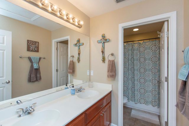 5416 Antique Rose, Riverbank, CA 95367