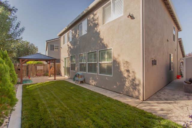 5416 Antique Rose, Riverbank, CA 95367