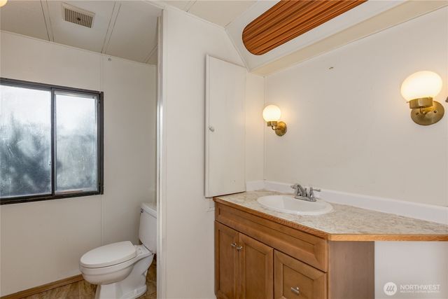 1951 Bartl Drive, Camano Island, WA 98282