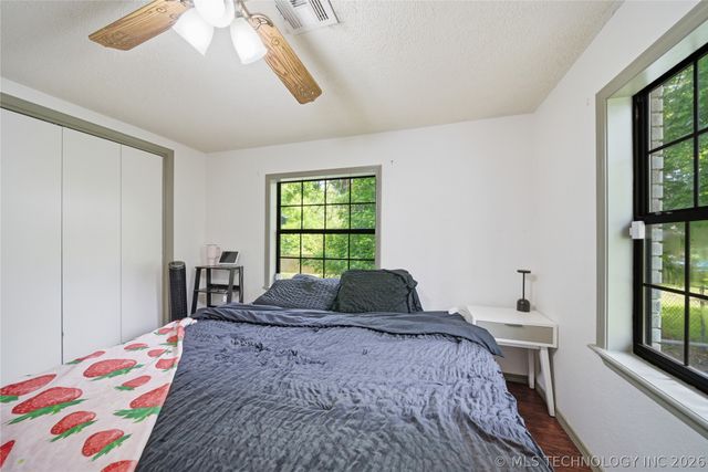 515 N 14th Street, Collinsville, OK 74021